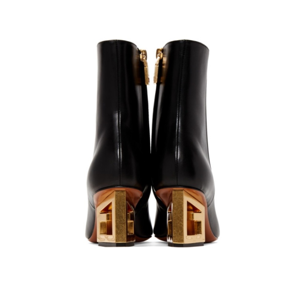 ❗️SOLD❗️NWOT Givenchy Triangle G boots - Picture 8 of 10